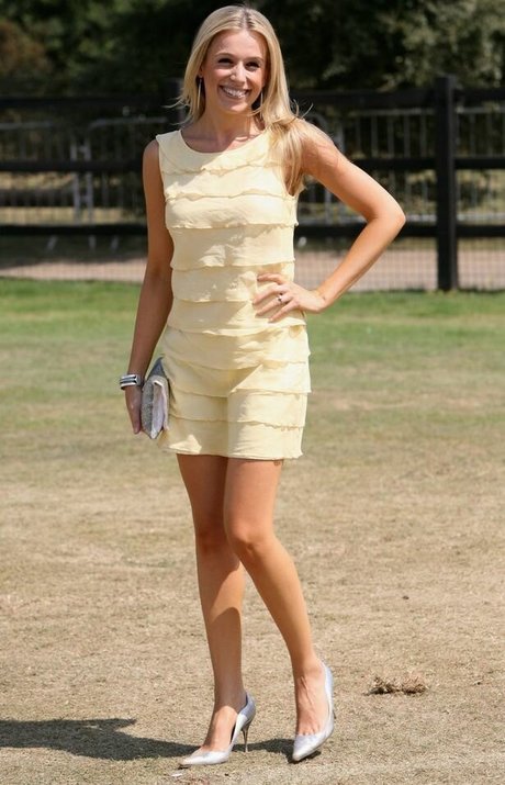 Lara Lewington beautiful actress photo