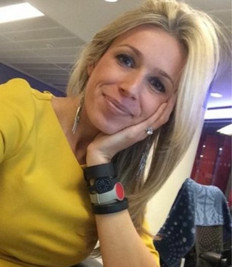 Lara Lewington high quality model picture