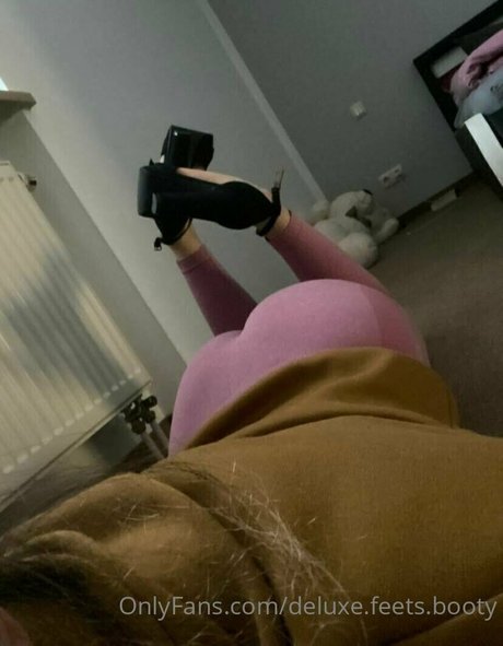 deluxe feets booty sex star images