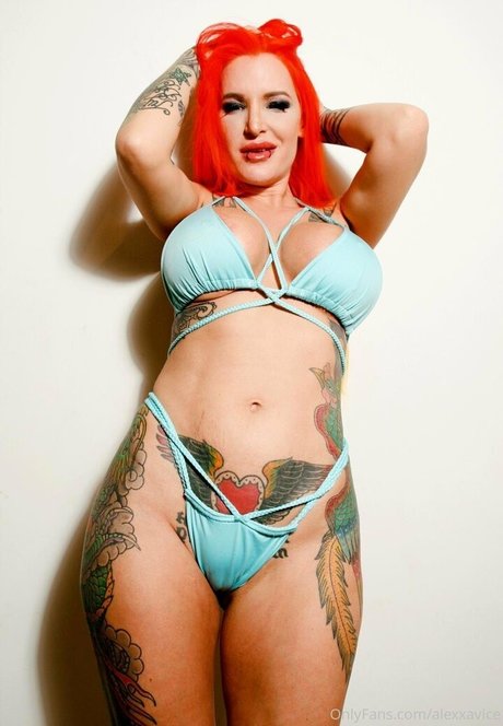 alexxavice model hot pictures