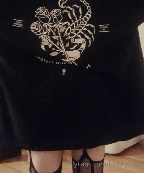 bunny cake top model picture