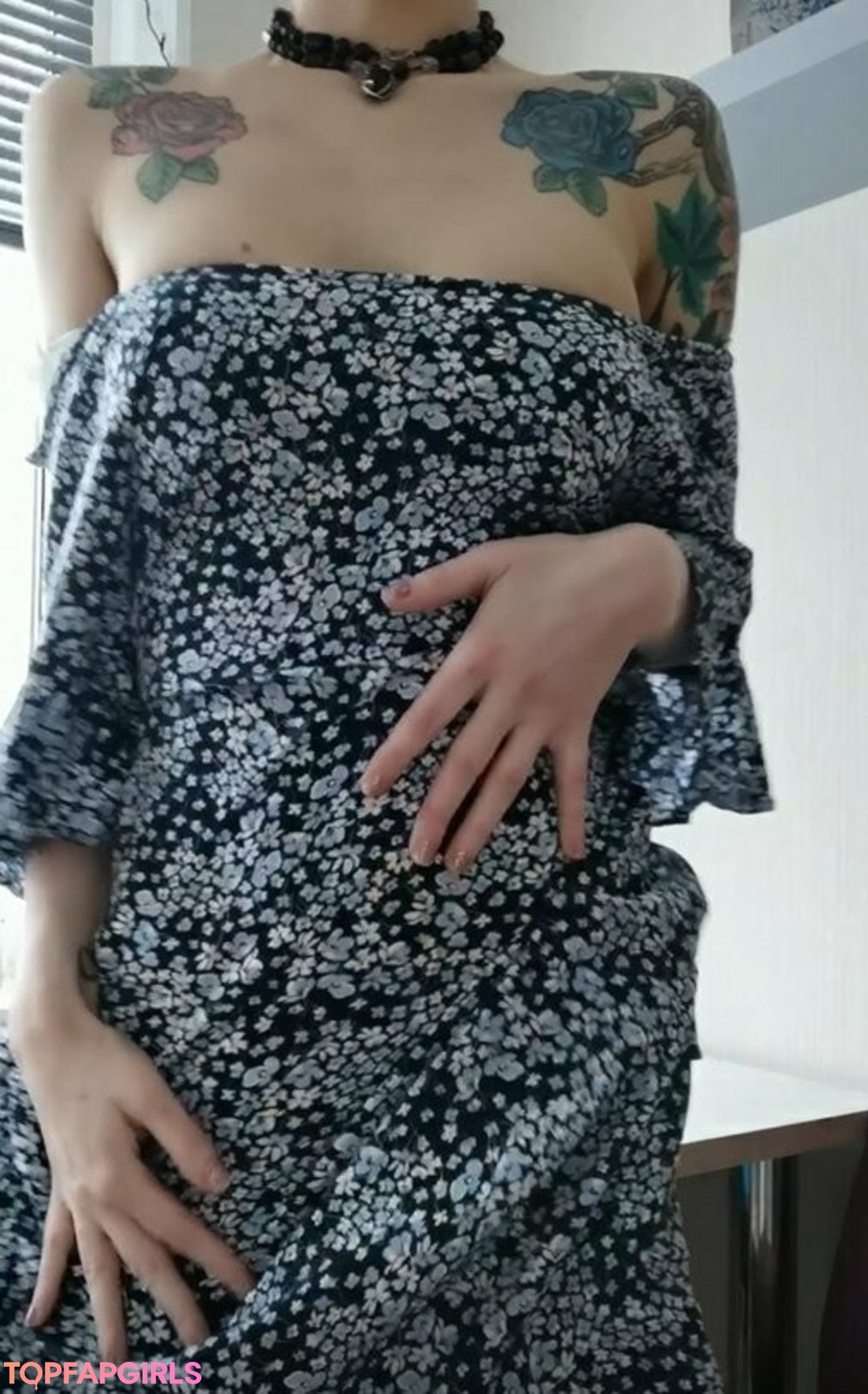 british blonde onlyfans hot sexy gallery