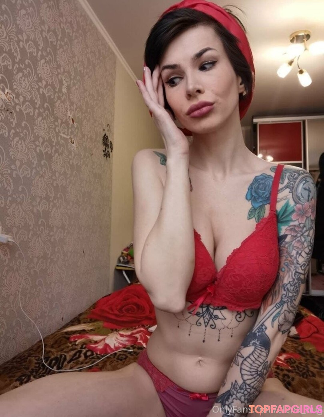 beautiful ladyboy onlyfans naked image