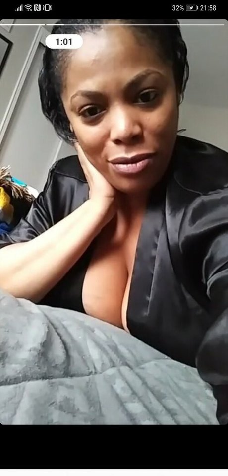 Clara Marie beautiful star photo