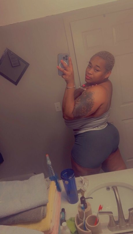 ChellMzDonald beautiful star photos