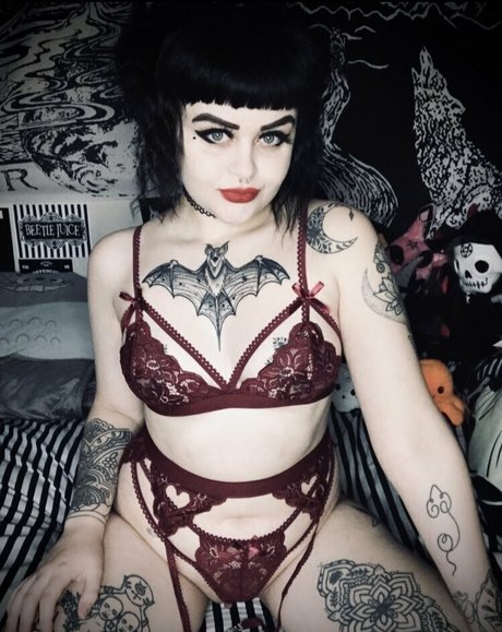 diilestrange sexy star photos