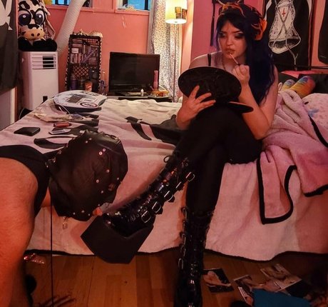 leatherhoe666 nude star pics