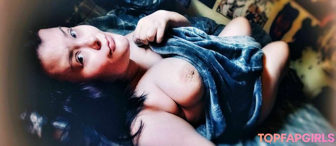 thickchaos naked pornstar img