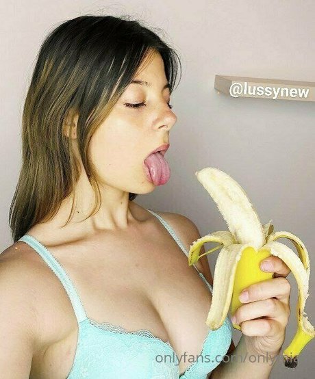 onlymiaux perfect model gallery