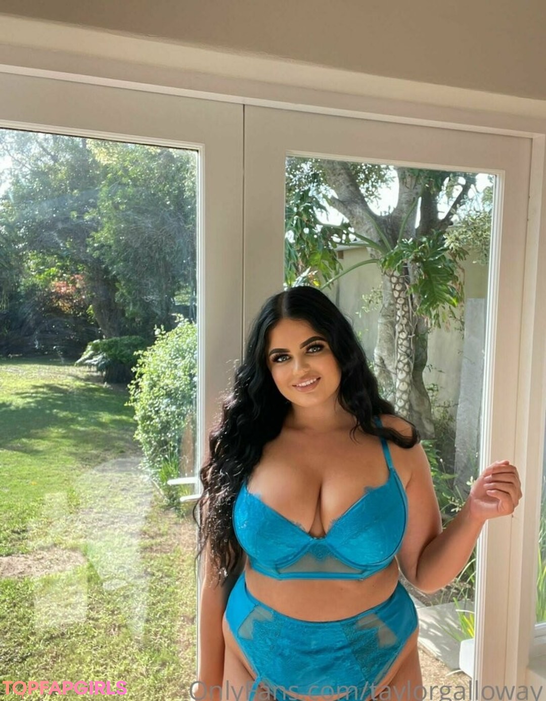 taylorgalloway hot actress galleries