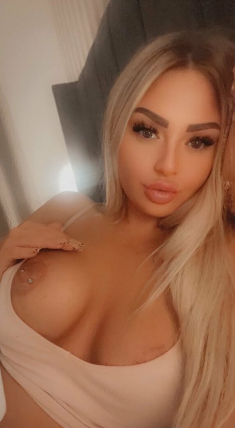 nadiarosexx sexy star photo