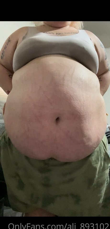 ali 893102 erotic pornstar pic