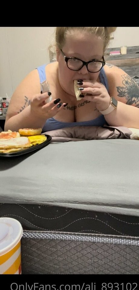 ali 893102 model exclusive pics