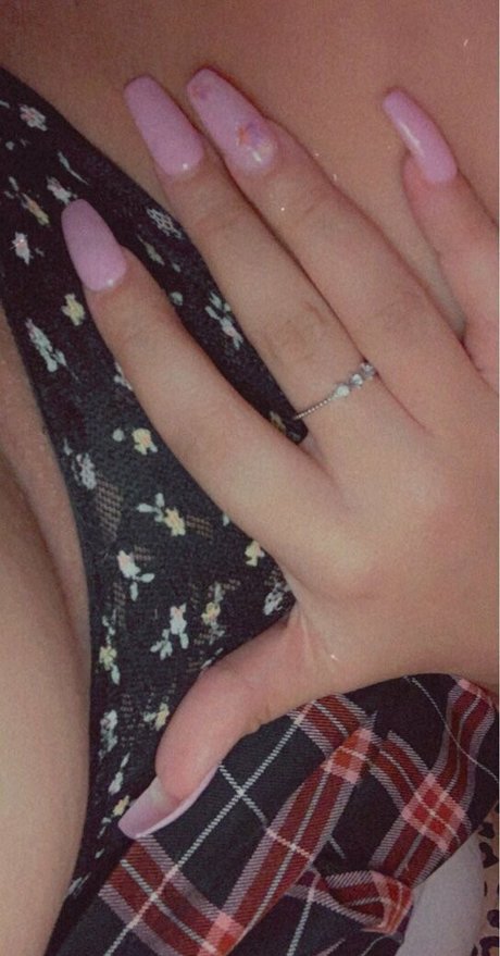 booouwu high quality actress image