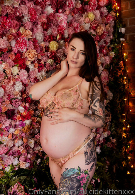 suicidekittenxxx model xxx photos