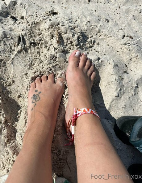 foot frenchixox hd model pictures