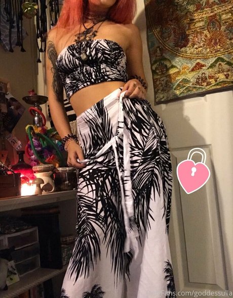 goddessulla pornstar nude photo