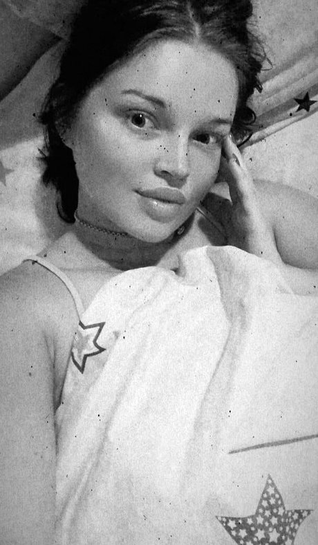 girlfriend onlyfans hot pics