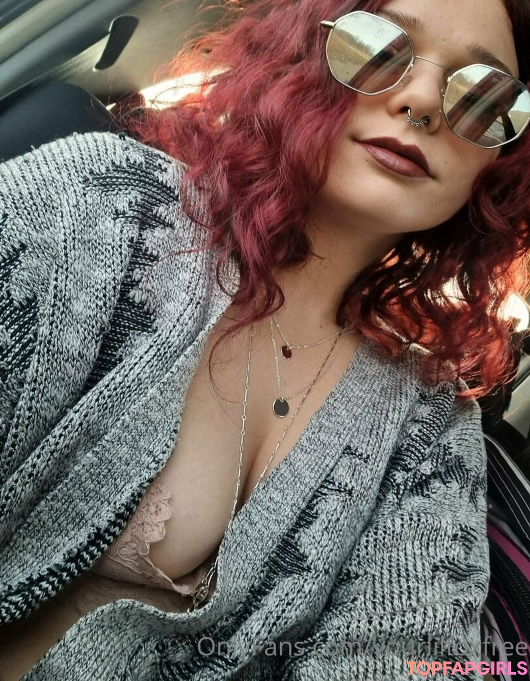 yourlilfoxfree xxx model pictures