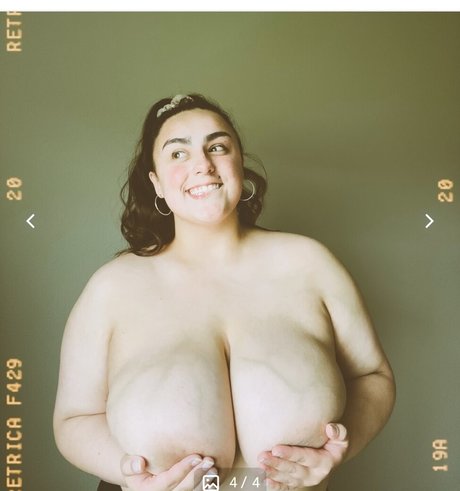 Jazminealeahh hd pornstar pic