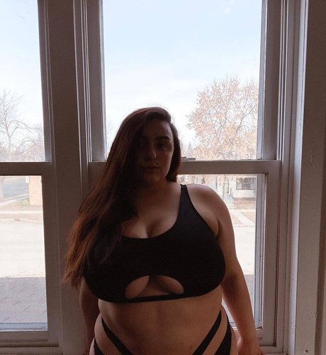 Jazminealeahh pornstar exclusive photo