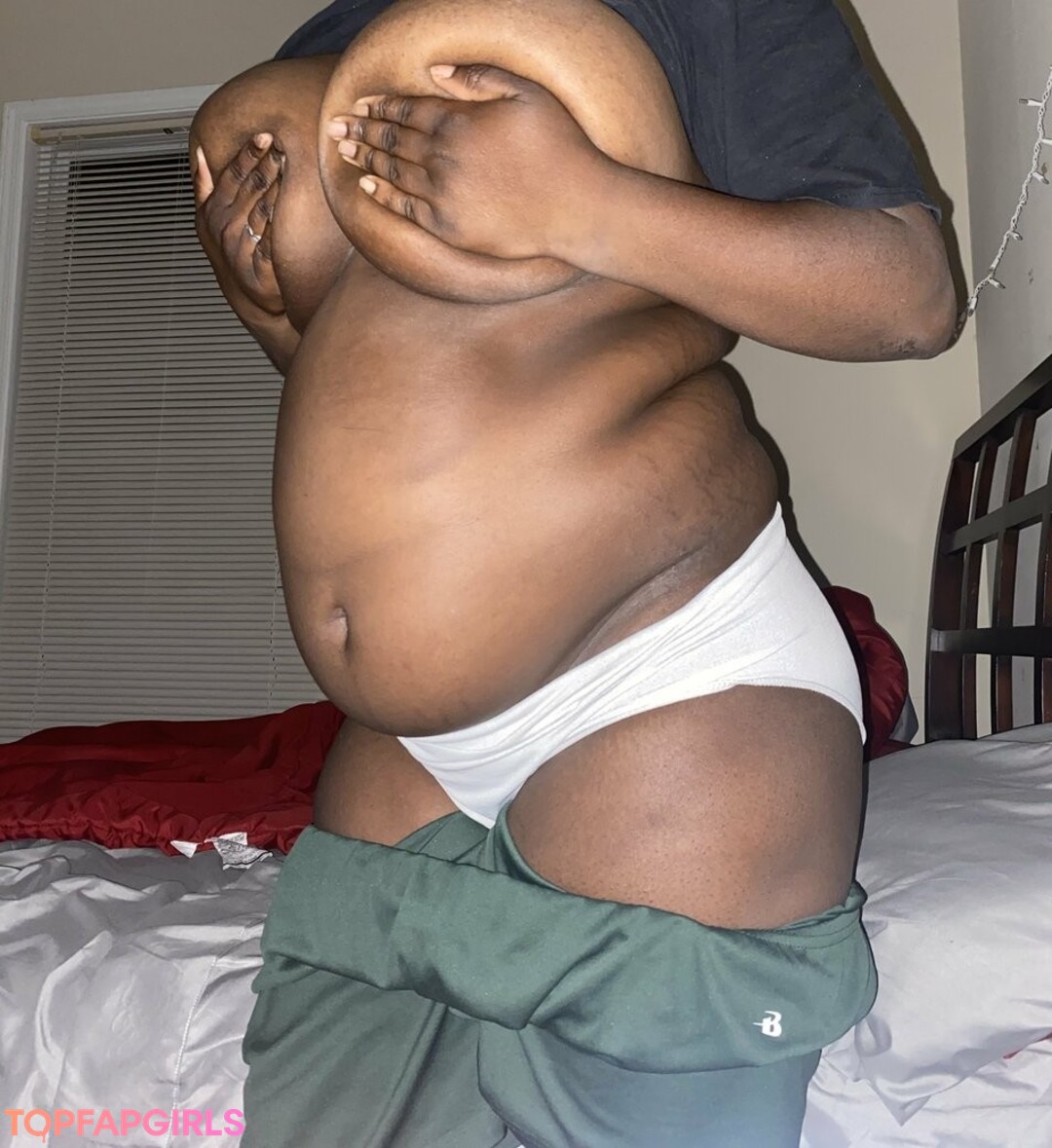 izzy back again star pornographic image