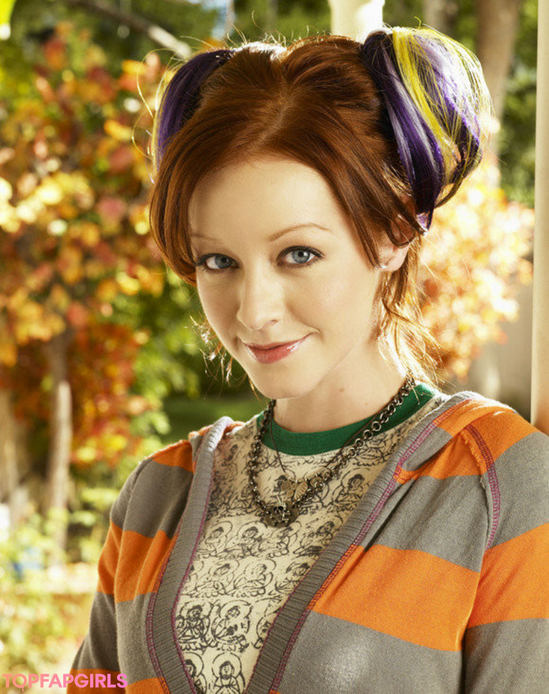 Lindy Booth pornstar photo