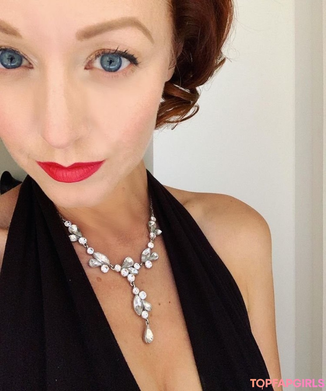 Lindy Booth high quality model photos