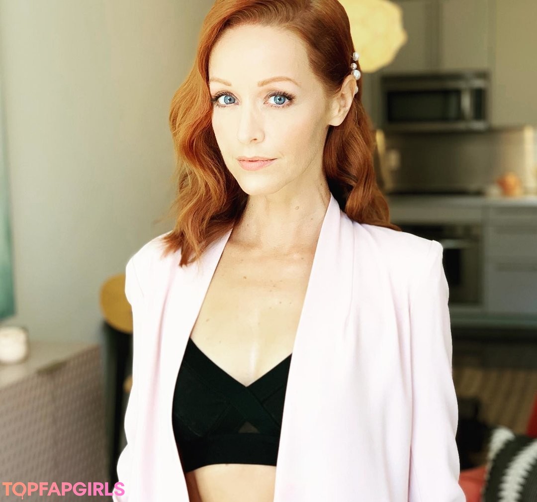 Lindy Booth beautiful pornstar picture