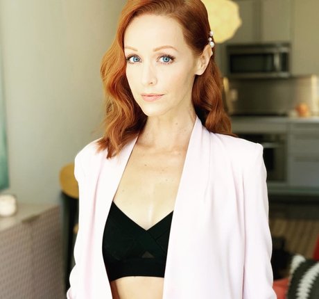 Lindy Booth sexy pornstar picture