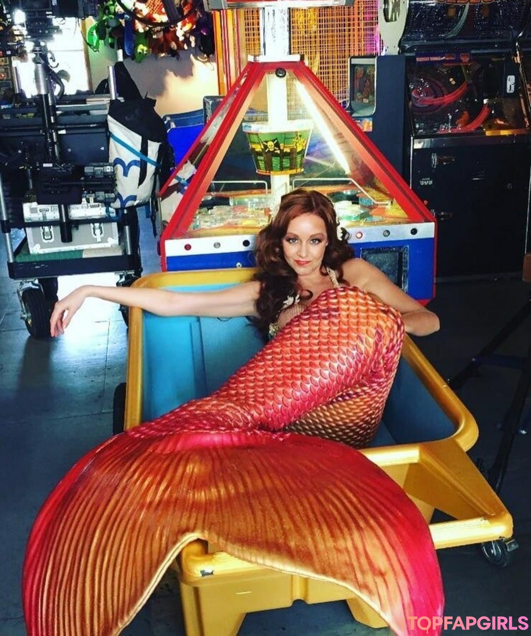 Lindy Booth top pornstar galleries