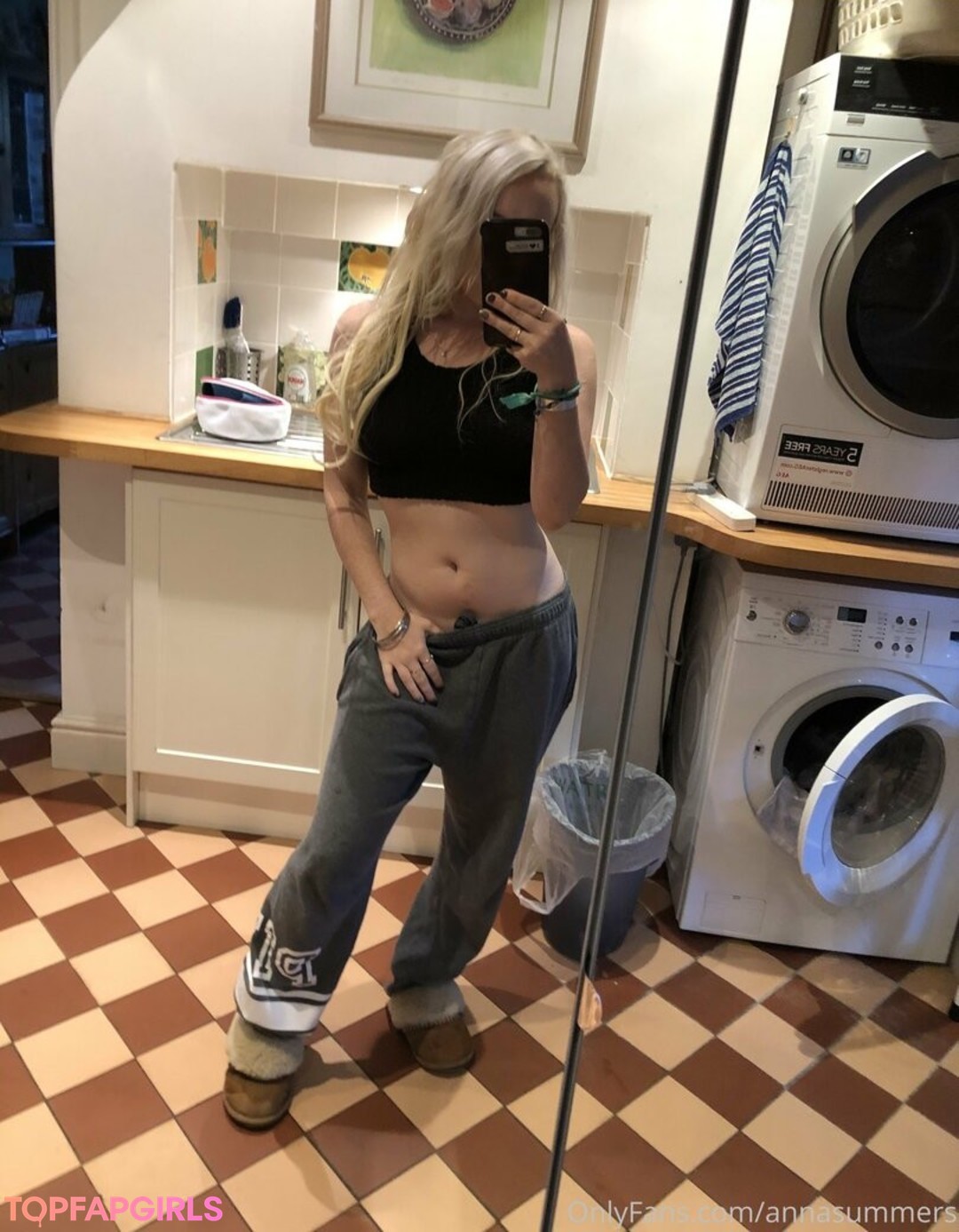 annanicolefree adult star image