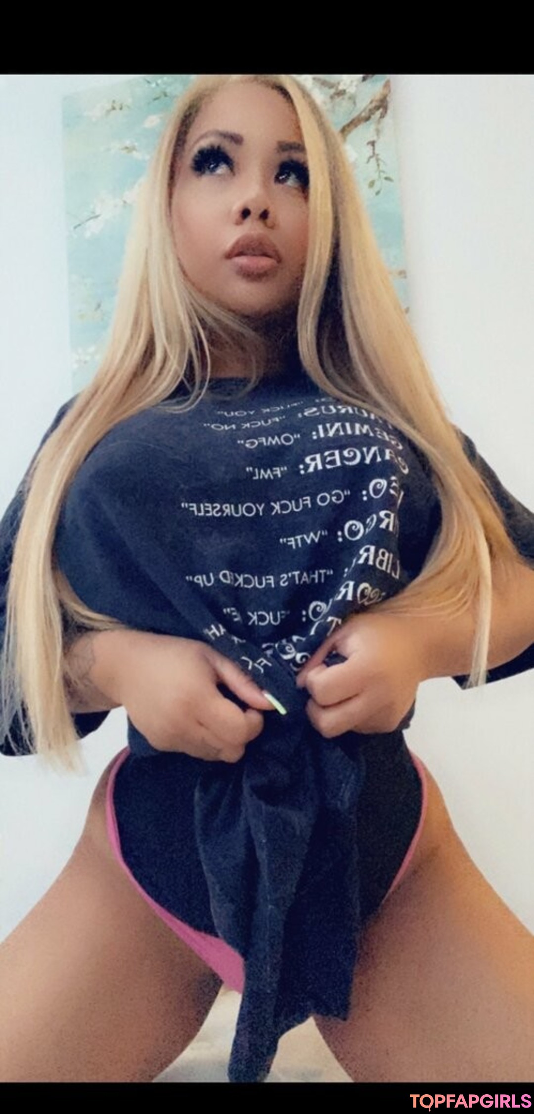 exotictv naked model image