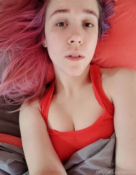 enicat high quality star photo