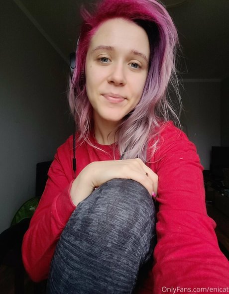 enicat model hd images