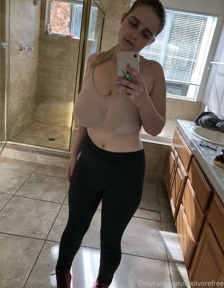 codivorefree beautiful pornstar pics