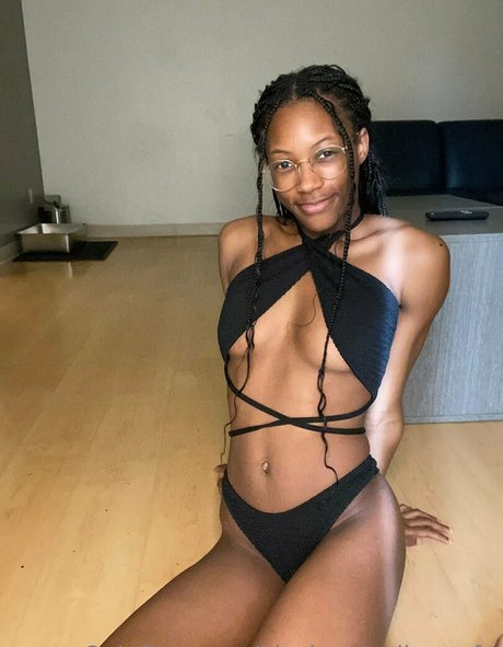 blackandyellownsfw star perfect galleries