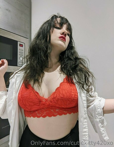 cutiekitty420xo adult model img