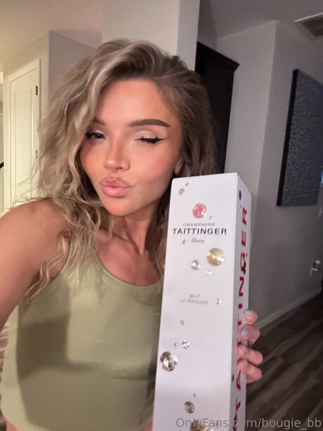 big tits skinny onlyfans adult pics