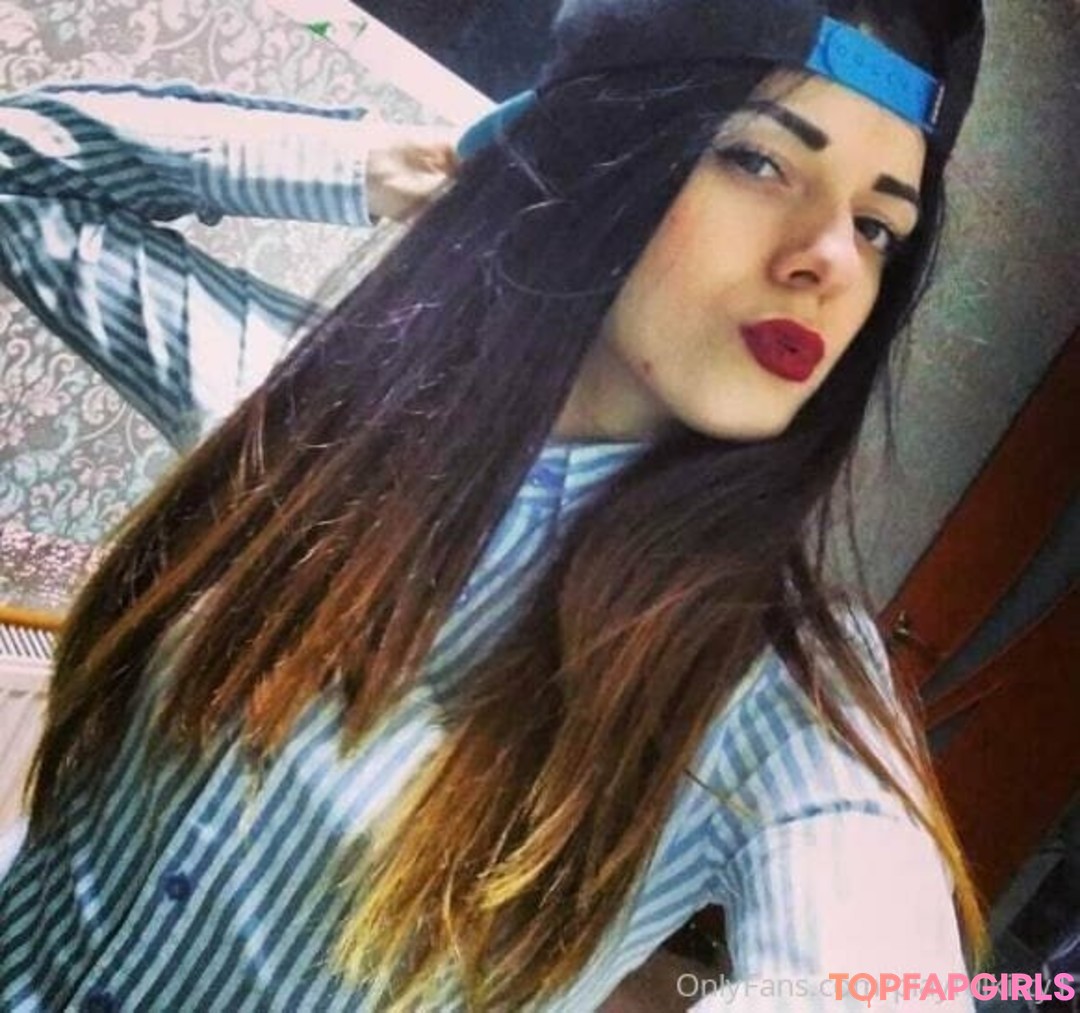 playfulkitty1 xxx pornstar photos