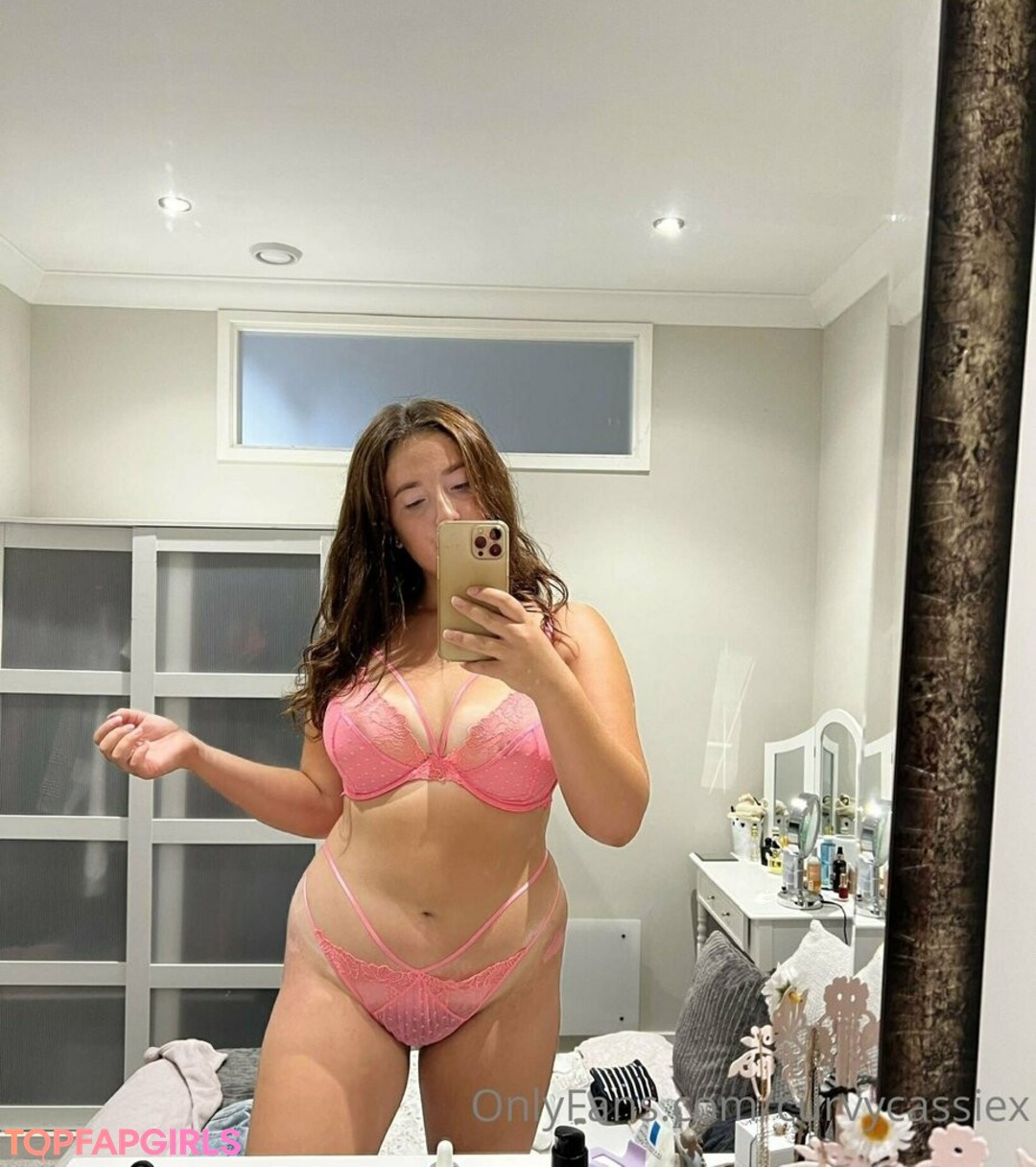 curvycassiex nice actress galleries