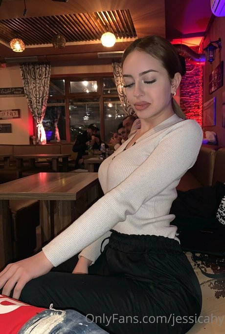 blowjob brunette onlyfans beautiful img