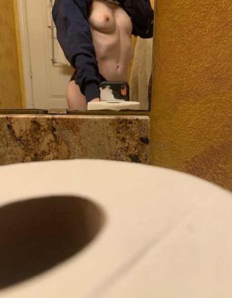 salemsienna naked star image