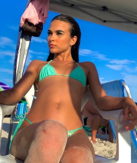 Emily Silva star beautiful picture