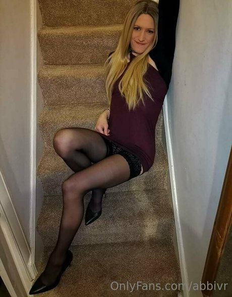 Abbivr model naked images