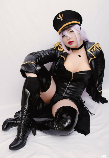 hakuru 15 xxx actress picture