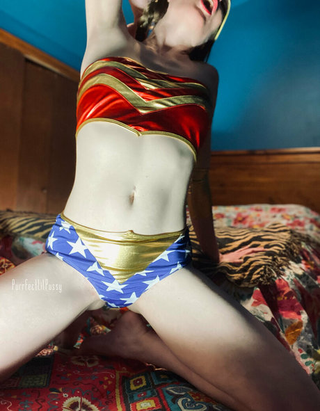 purrfectlilpussy art actress pics