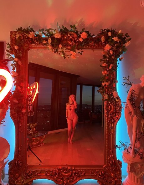 army milf onlyfans free photo