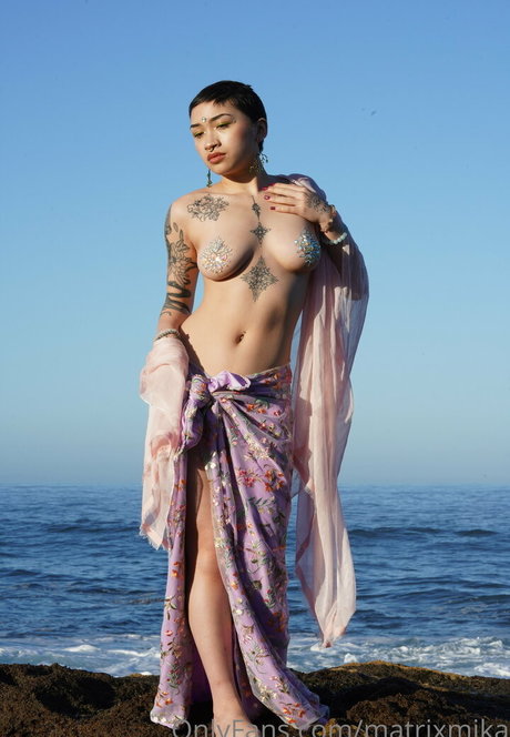 blonde natural onlyfans art porn galleries