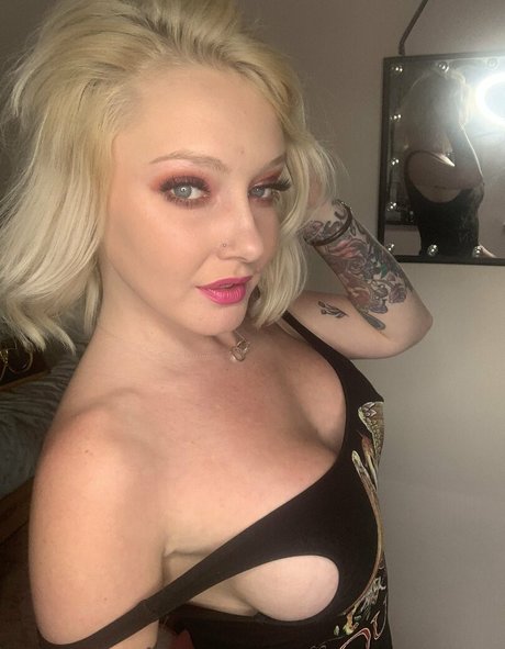 loumonrow star top img